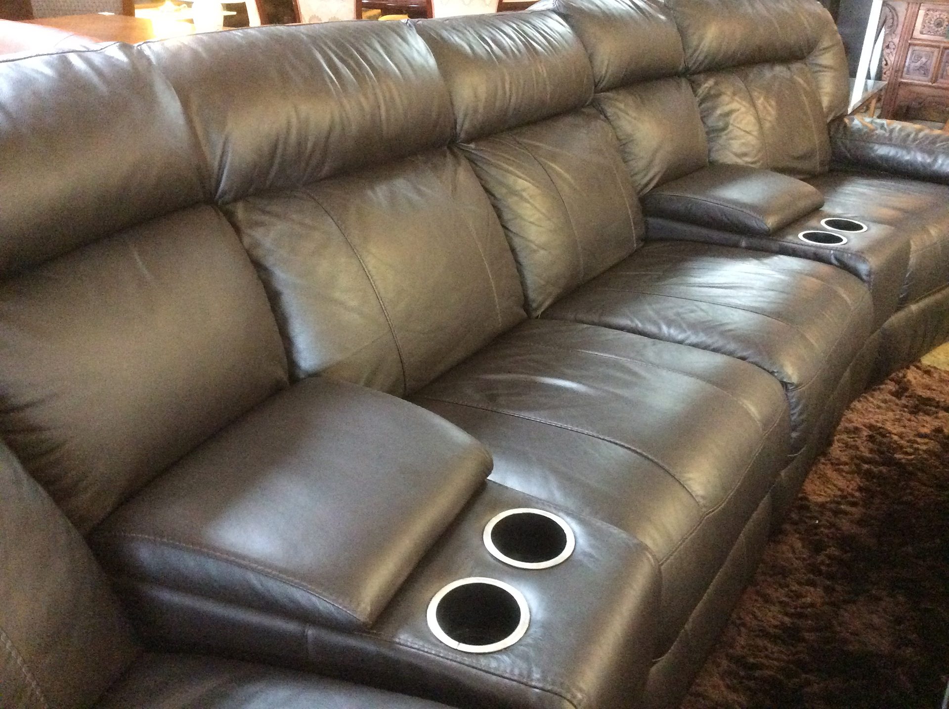 Second Hand Furniture Lounges | Gold Coast | Scottys Trading