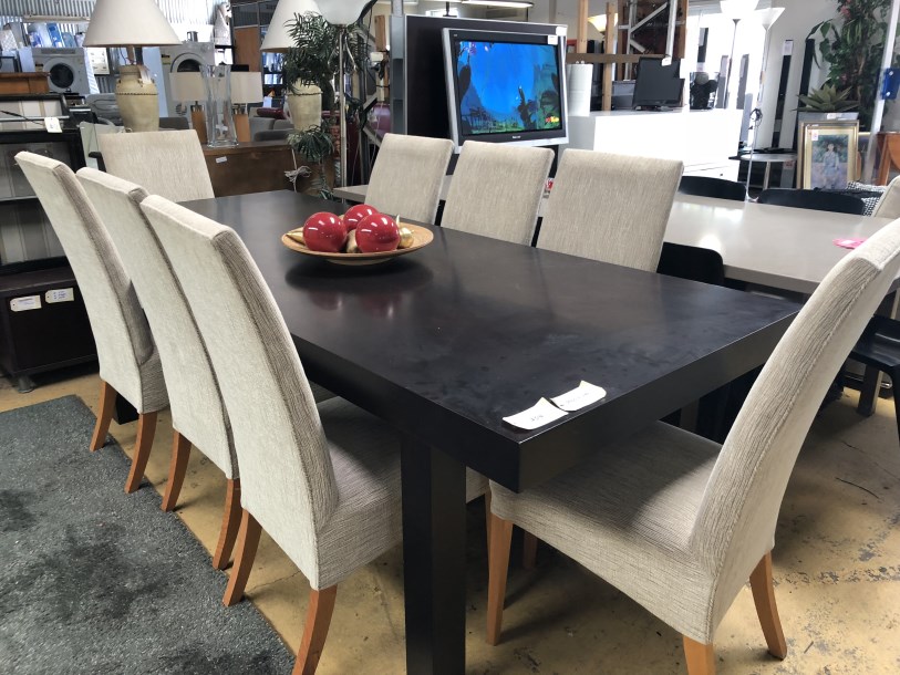 Second Hand Dining Room Tables For Sale